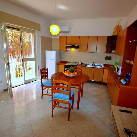 Naxos Sea Holiday Apartments Giardini-Naxos Buitenkant foto